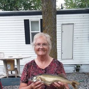 Meet your Posher, Clarene